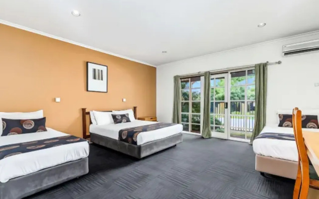 Greensborough Motel