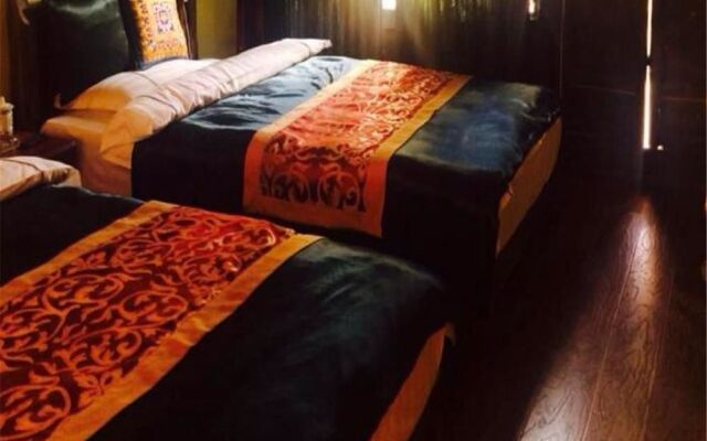 Ark Inn