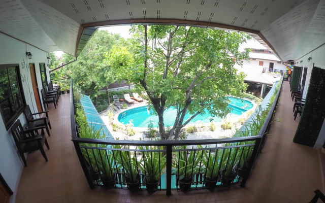 Medio de Pai Hotel