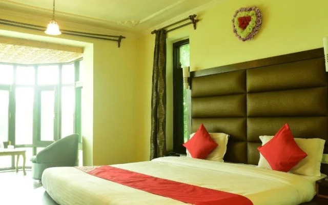 Naqash Residency