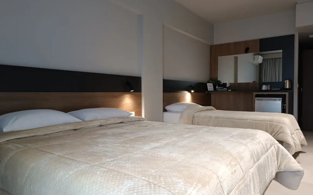 Elizabeth Queen Luxury Rooms