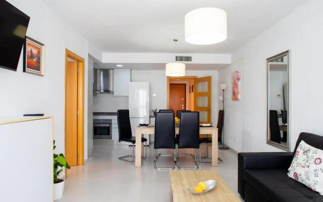 Fantastic Apartment with parking by the Malvarrosa Beach