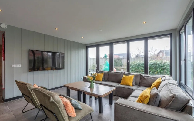 Spacious 22 Persons Holiday Home in Callantsoog