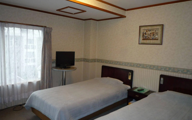 City Pension Tommy Rich Inn Kyoto