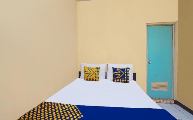 Spot On 91695 Hotel Benteng Portugis