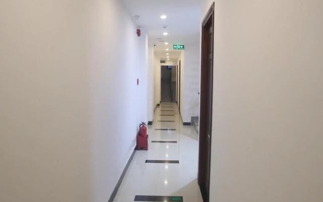 Vivian Hotel