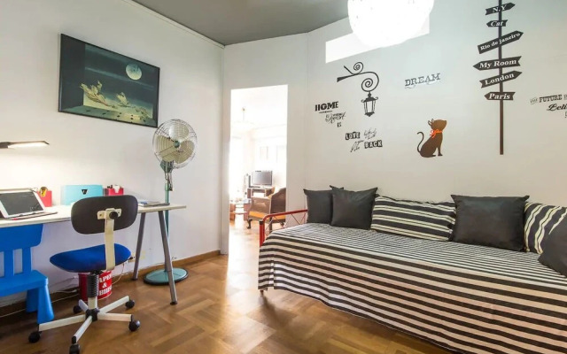 6 persons seaview Athens Riviera