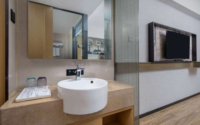 Ramada Encore by Wyndham Guilin Wanfu