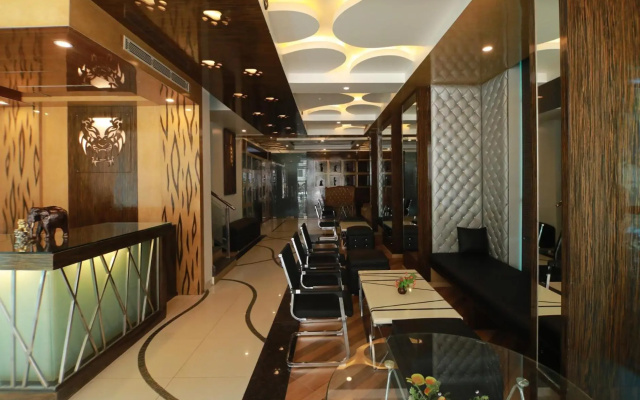 Hotel Tigers Roare'