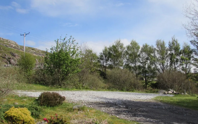 Old School Restaurant & Rooms