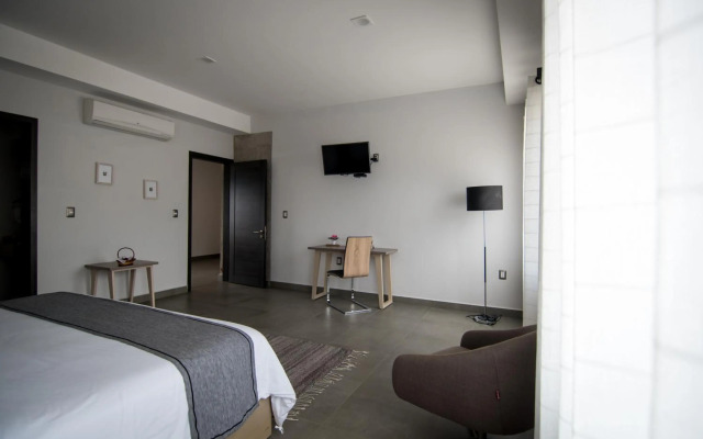 Maria Ines Hotel Suite