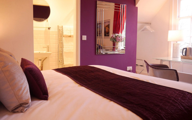 Guestling Hall Hotel