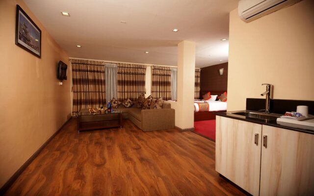 Capital O 338 Yellow Pagoda Hotel