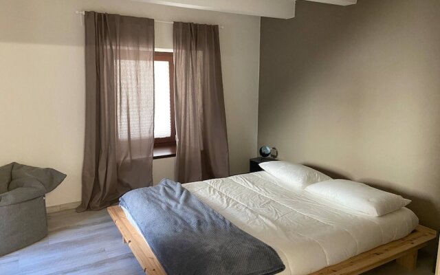 "bright Newly Renovated Apartment Cir Vda Saint-pierre 0014"