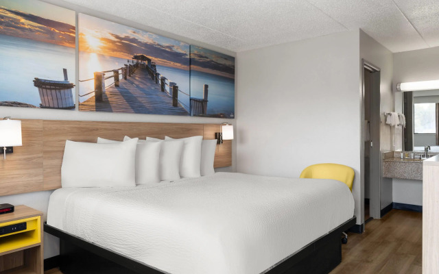 Days Inn by Wyndham Cloverdale Greencastle