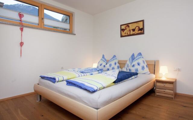 Gorgeous Apartment in Uderns With Parking