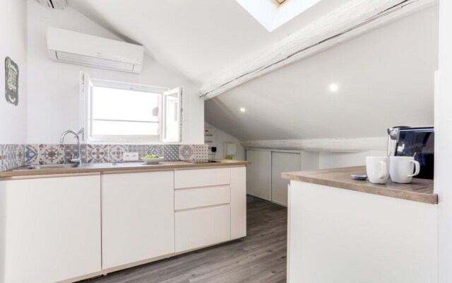 Wonderful 2 Bedrooms, Place de la Comédie
