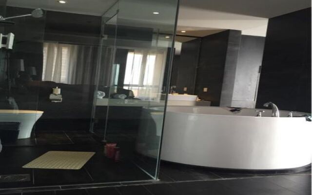 Shenyang Holz Hotel