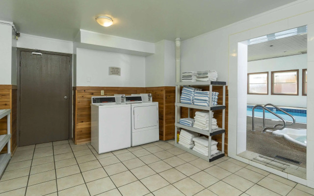 Quality Inn & Suites