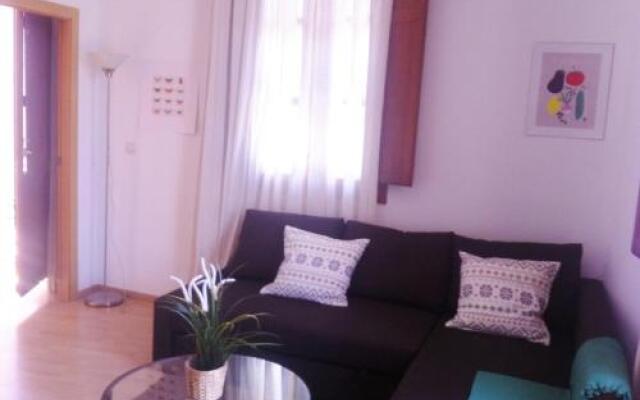 Sunny Apartment Central Market