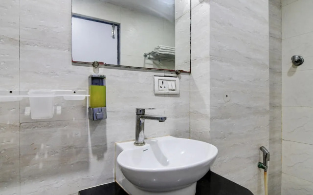 FabHotel Prime Eco Park