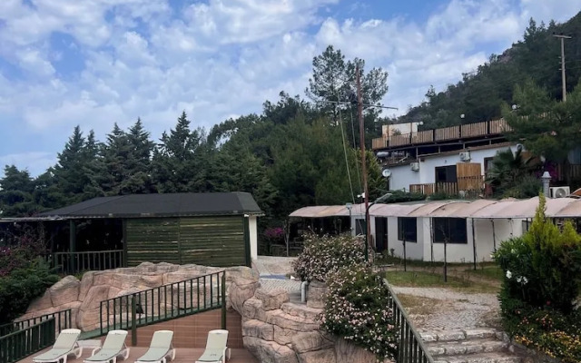Teras Orhaniye