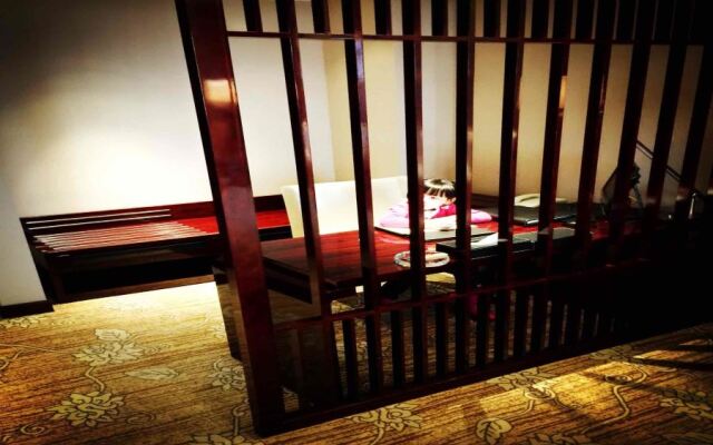 Zhongwei International Holiday Hotel