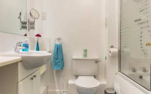 2 Bedroom Apartment Near City Centre