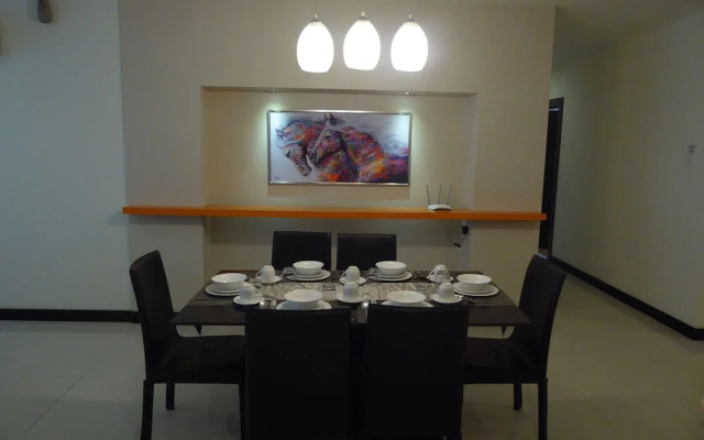 Rimbun Suites & Residences