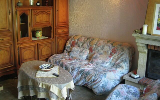 Charming Holiday Home in Draguignan with Swimming Pool