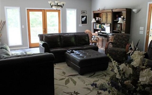 Crofts Cove Bed and Breakfast