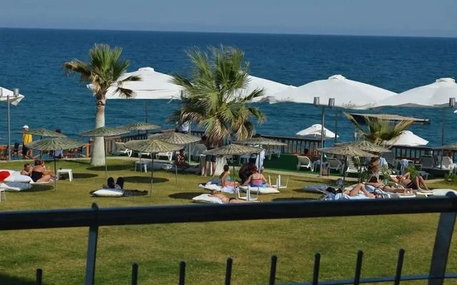 Lamos Resort Hotel & Convention Center