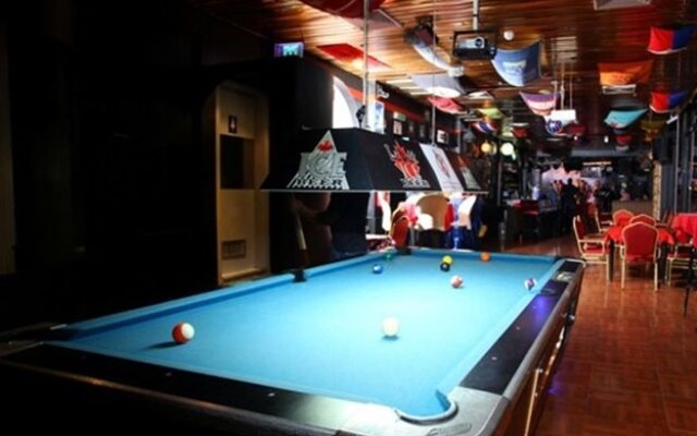 Aradous Hotel