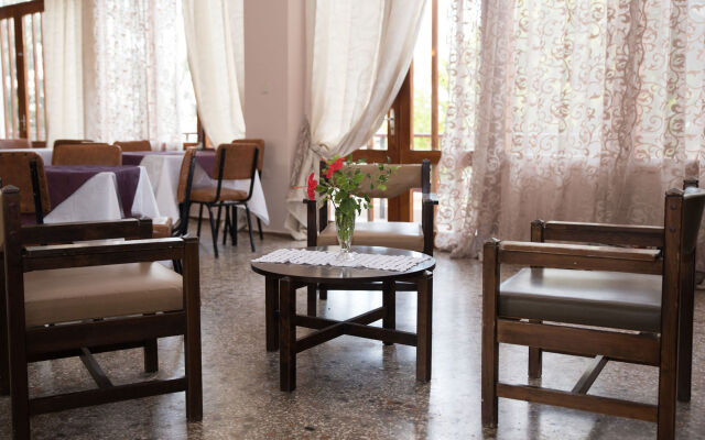 Armonia Hotel