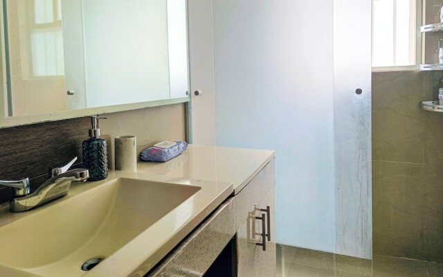 Renovated Aparment Avenida Amsterdam