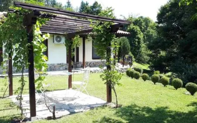 Complex Chevermeto