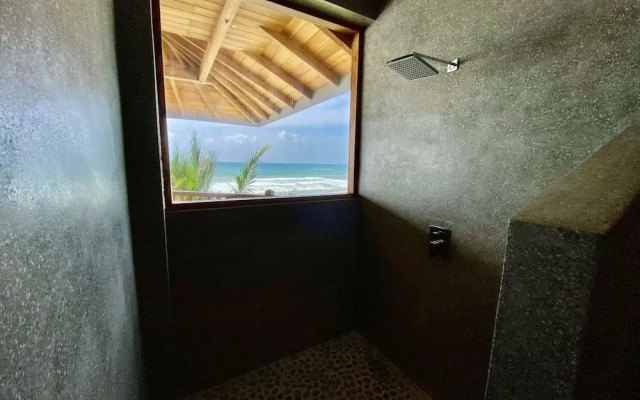 Coast67 Hotel