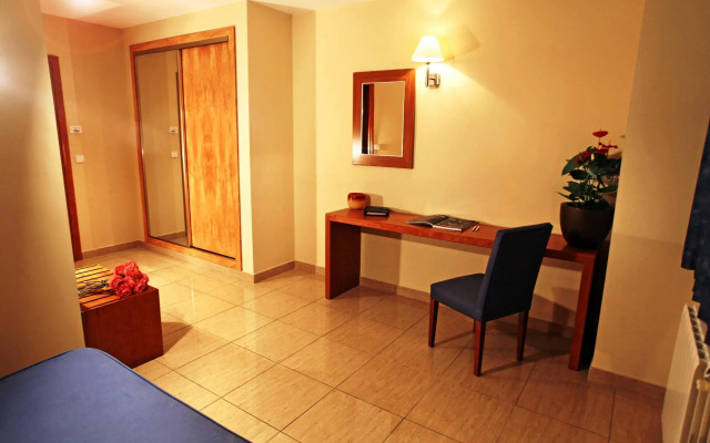 Hostal Savoy