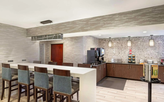 Best Western Plus Fairfield Hotel