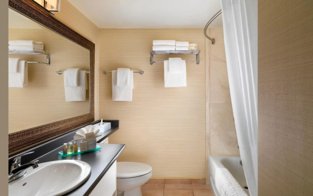 Huntingdon Hotel and Suites