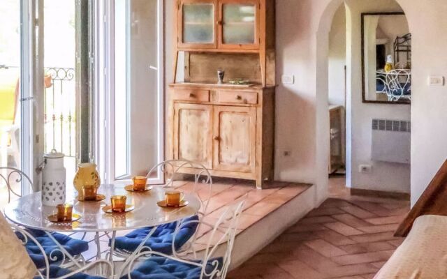 House Claudio Collabassa