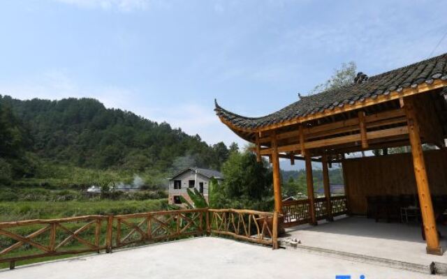 Zhangjiajie Latitude 30 Degree North Farm Stay