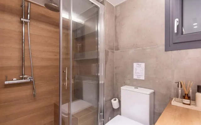 Phaedrus Living Pagkrati Modern Grove
