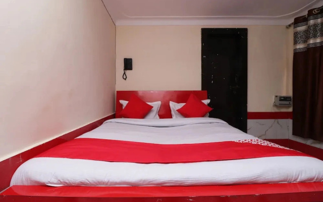DR Hotel & Lodge by OYO Rooms