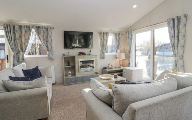 The Three Bears Lodge, Coniston Drive 11