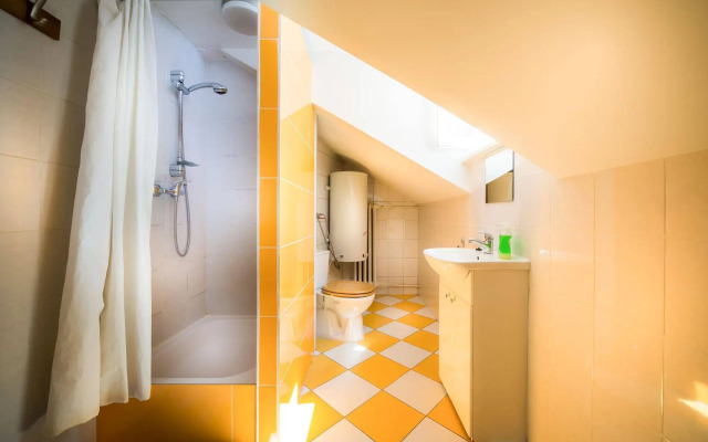 Old Town Kanonia Hostel & Apartments
