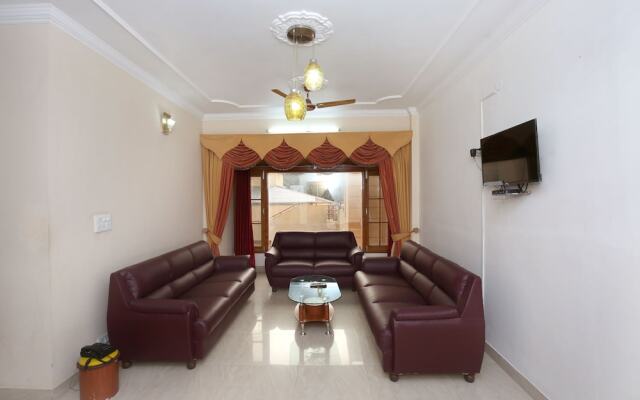 OYO 10208 Home Valley View 2BHK Kasauli