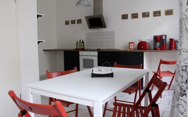 Leon Apartment