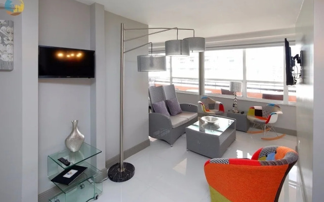 Alexander 1404 - 2 Br Apts