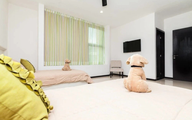 Two Bedroom Apartment Heliko 201